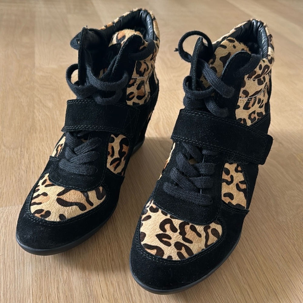 ASN LIMITED EDITION (Leopard print wedge sneakers) size 40